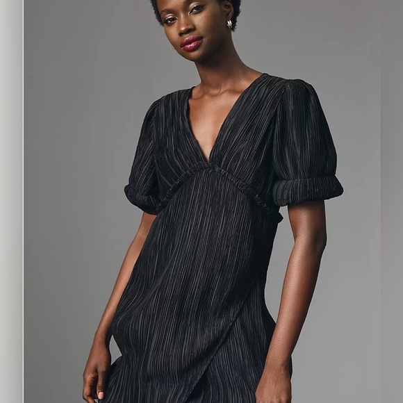 Anthropologie V-Neck Pleated Slim Midi Dress Womens XSP Black Open Back Cut Out - Picture 2 of 12